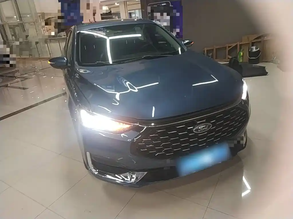 Ford Escort 2021
