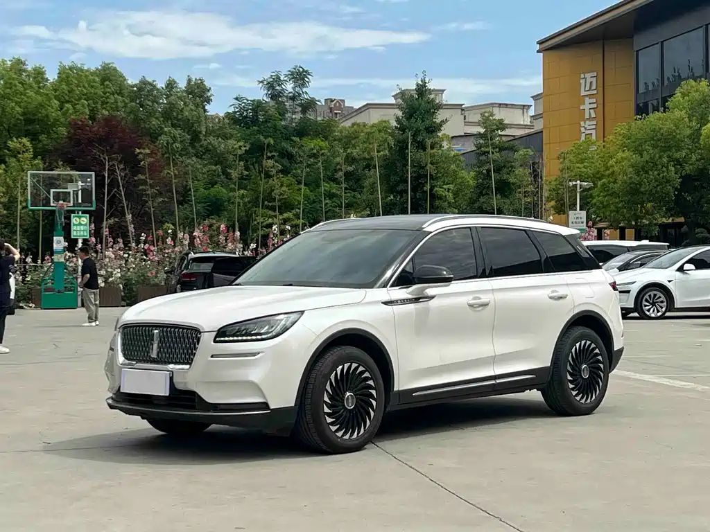 Lincoln Corsair 2020