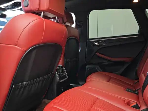 Porsche Macan 2020
