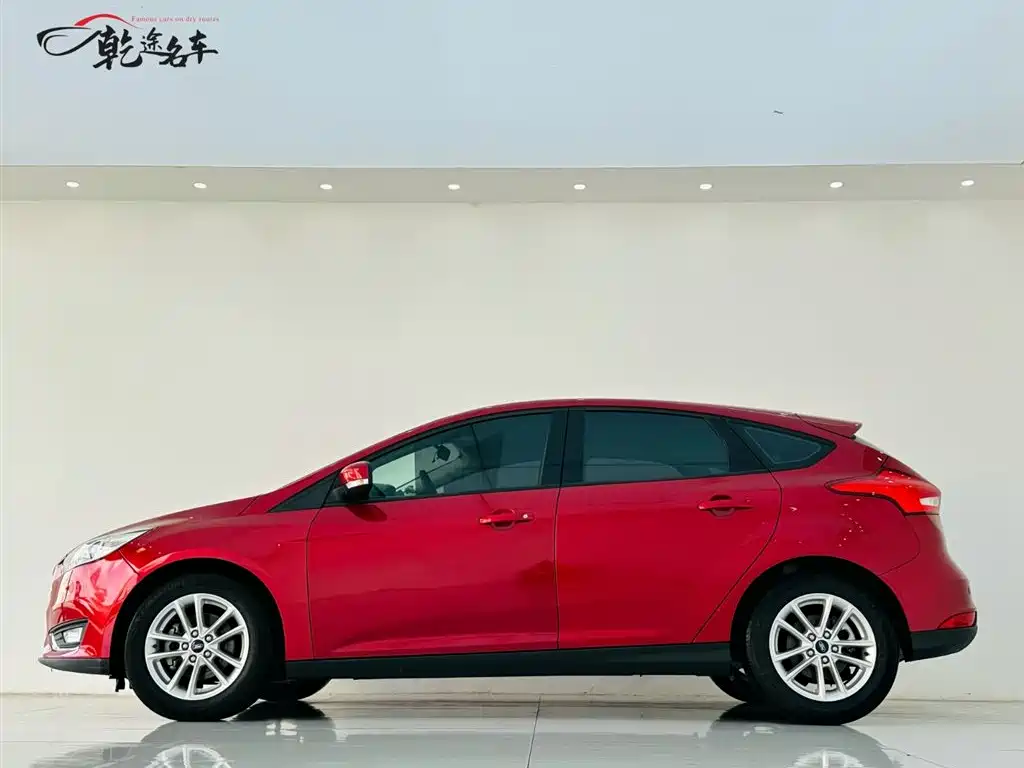 Ford Focus 2017 — фото 4