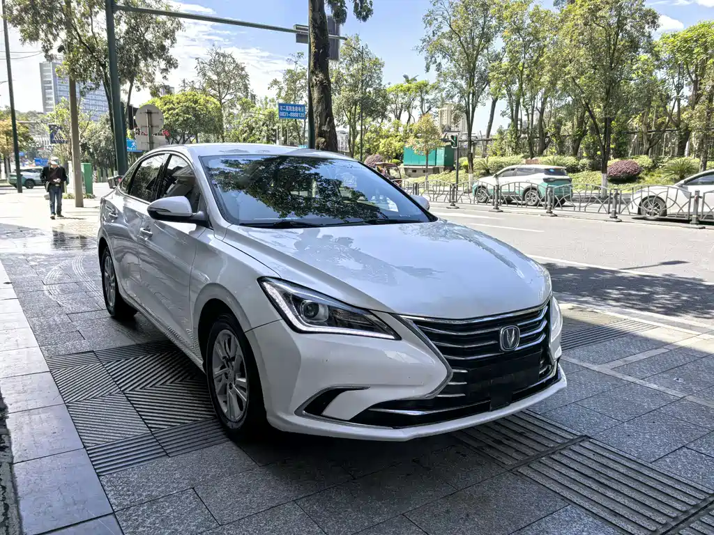 Changan Eado 2020 — фото 3