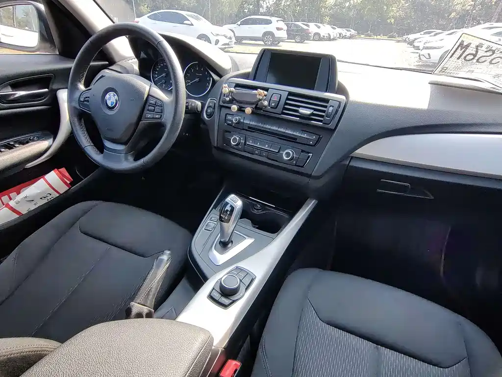 BMW 1 Series 2014 — фото 16