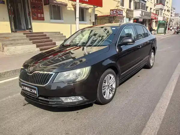 Skoda Superb 2013