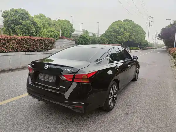 Nissan Teana 2021
