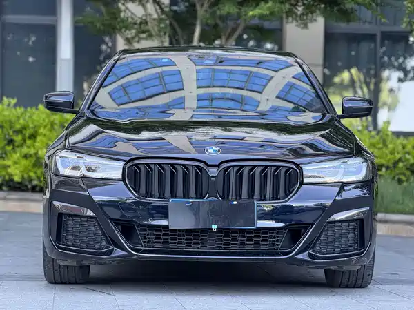 BMW 5 Series 2023