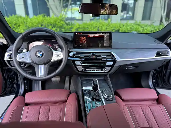 BMW 5 Series 2023