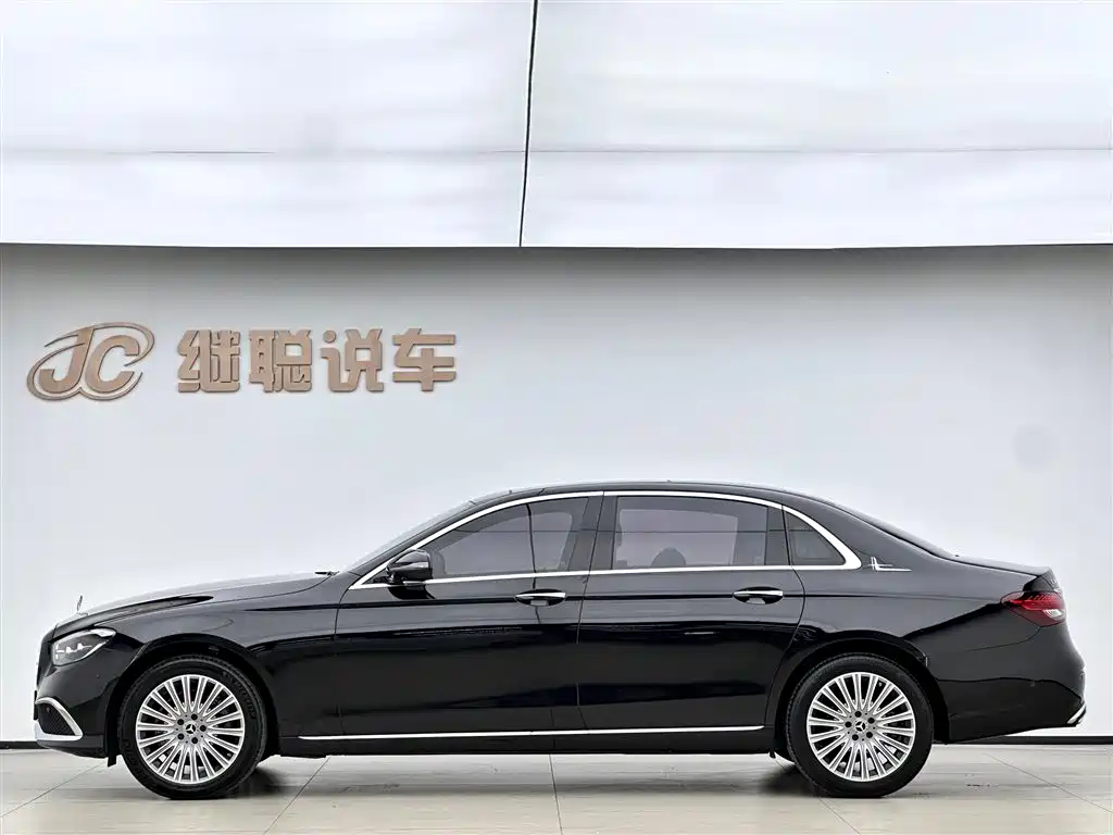Mercedes-Benz E-Class 2021 — фото 3