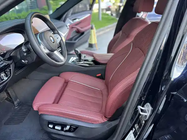 BMW 5 Series 2023