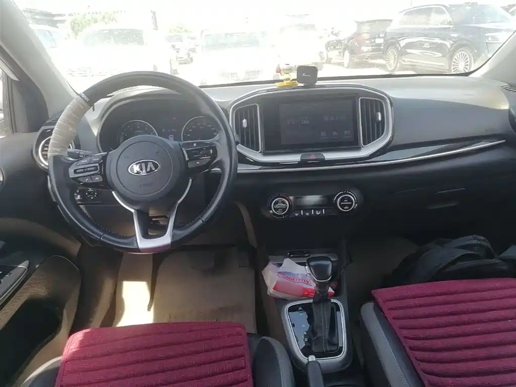 Kia KX1 2018 — фото 10