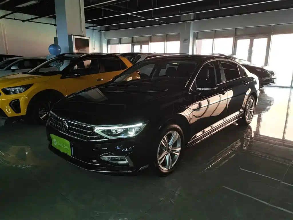 Volkswagen Magotan 2024