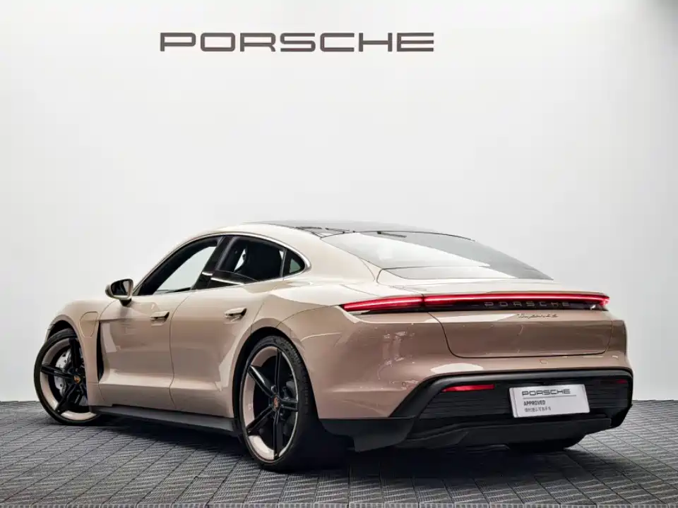 Porsche Taycan 2022 — фото 6