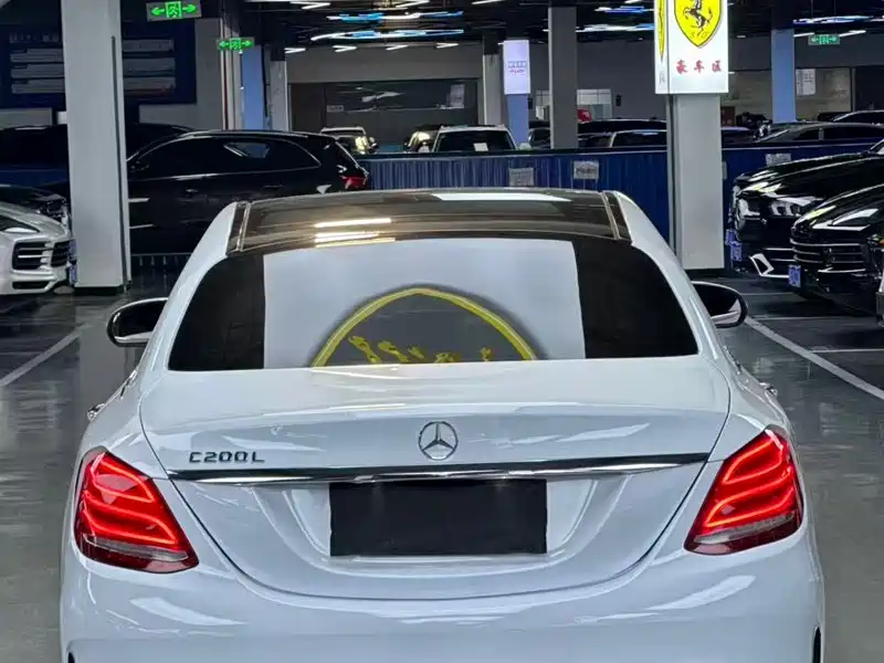 Mercedes-Benz C-Class 2018 — фото 8