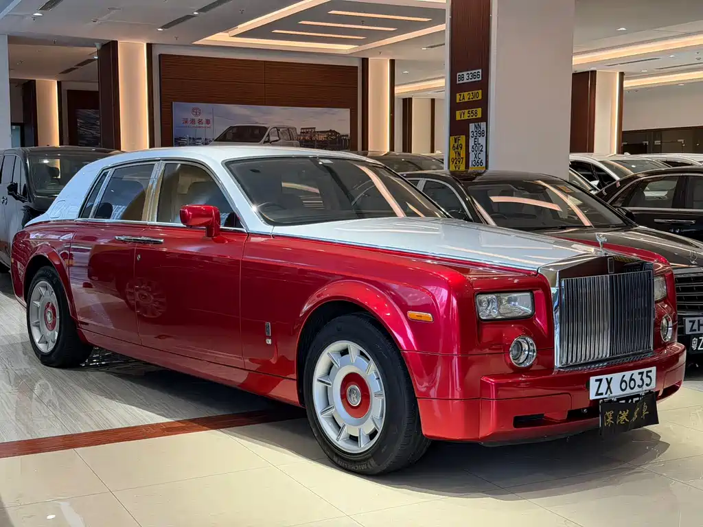 Rolls-Royce Phantom 2004