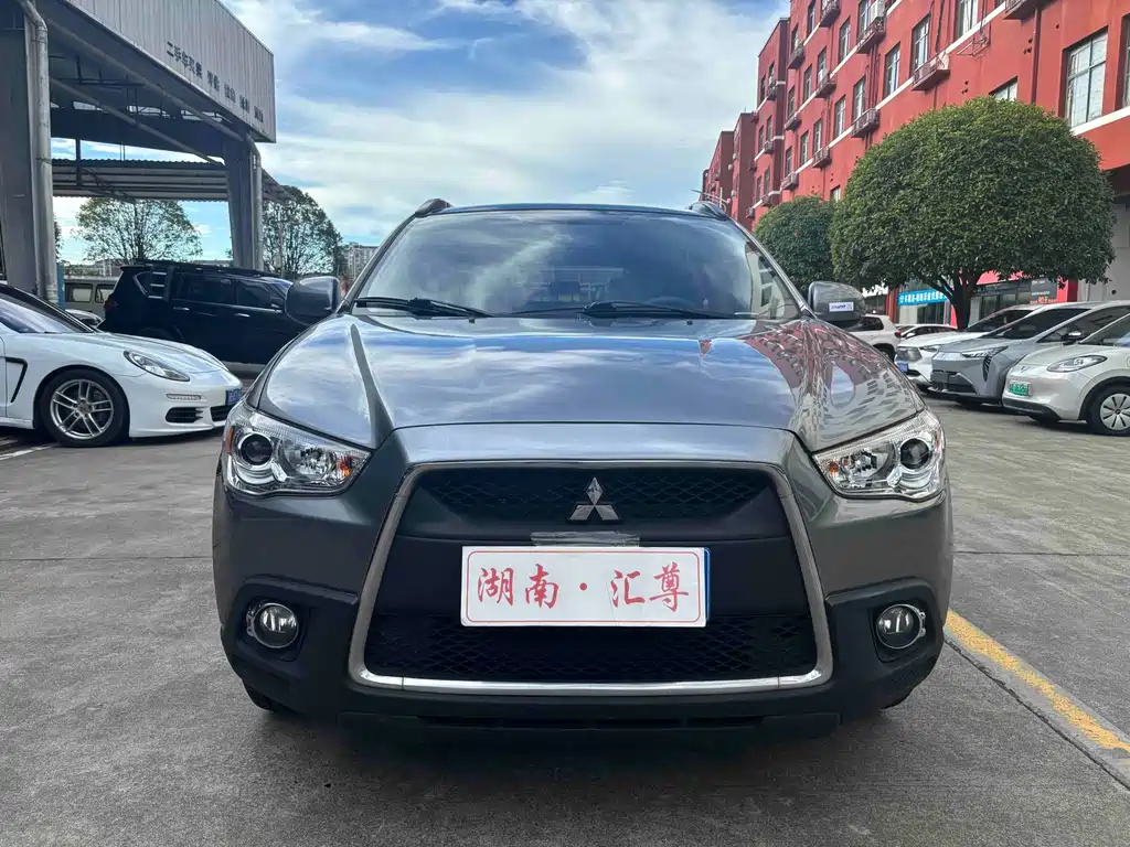 Mitsubishi Jinxuan ASX 2015 — фото 2