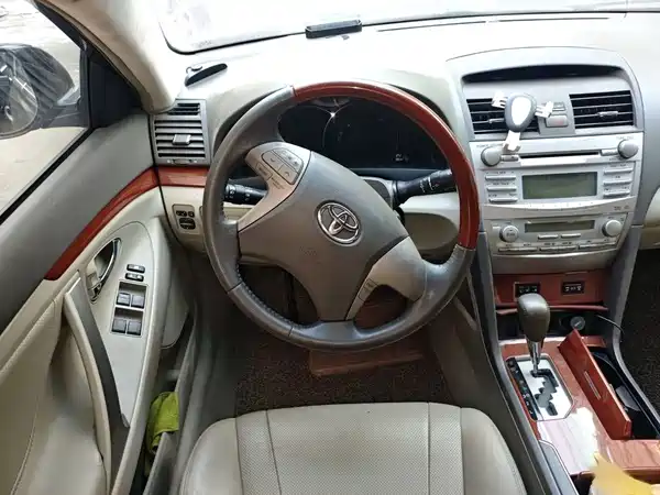 Toyota Camry 2016