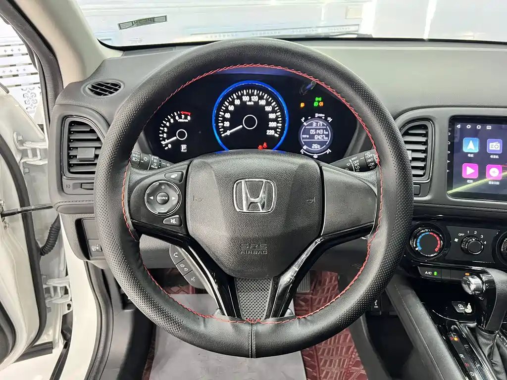 Honda Vezel 2022 — фото 10