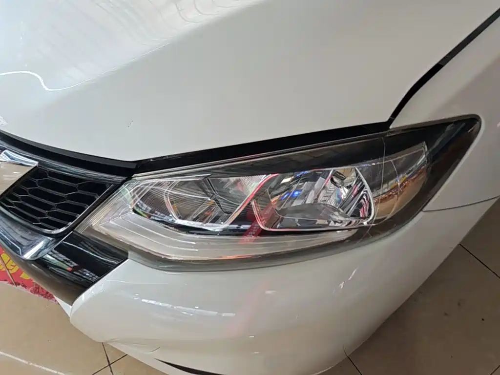Nissan Tiida 2017 — фото 24
