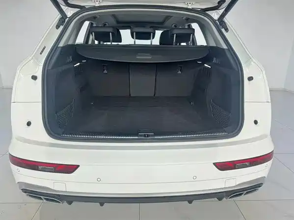 Audi Q5L 2023