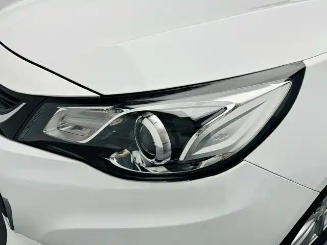 Chevrolet Malibu 2019 — фото 17