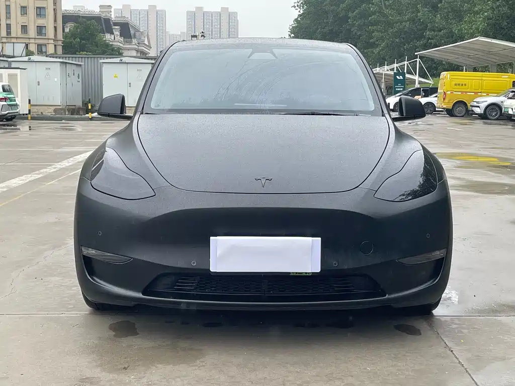 Tesla Model Y 2022 — фото 2