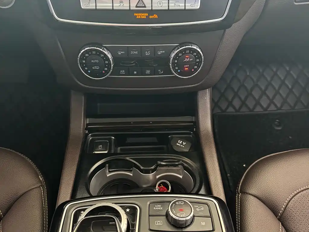 Mercedes-Benz GLS 2017 — фото 9
