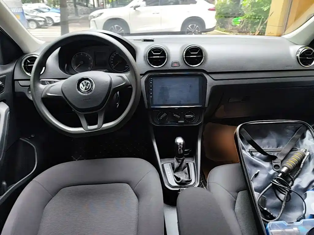 Volkswagen Jetta 2019 — фото 10
