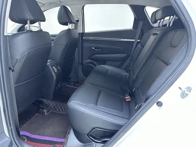 Hyundai Tucson 2022 — фото 13