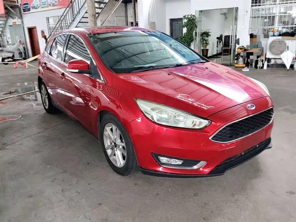 Ford Focus 2016 — фото 4