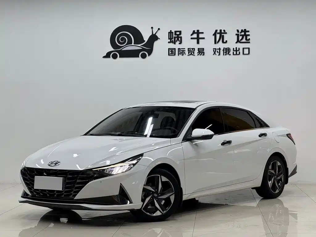 Hyundai Elantra 2022