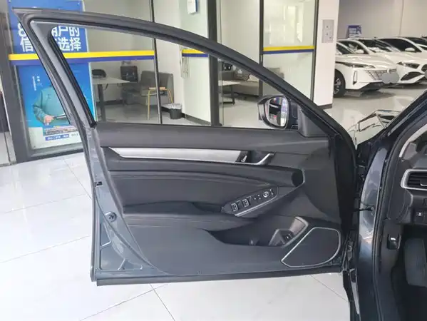 Honda Accord 2022