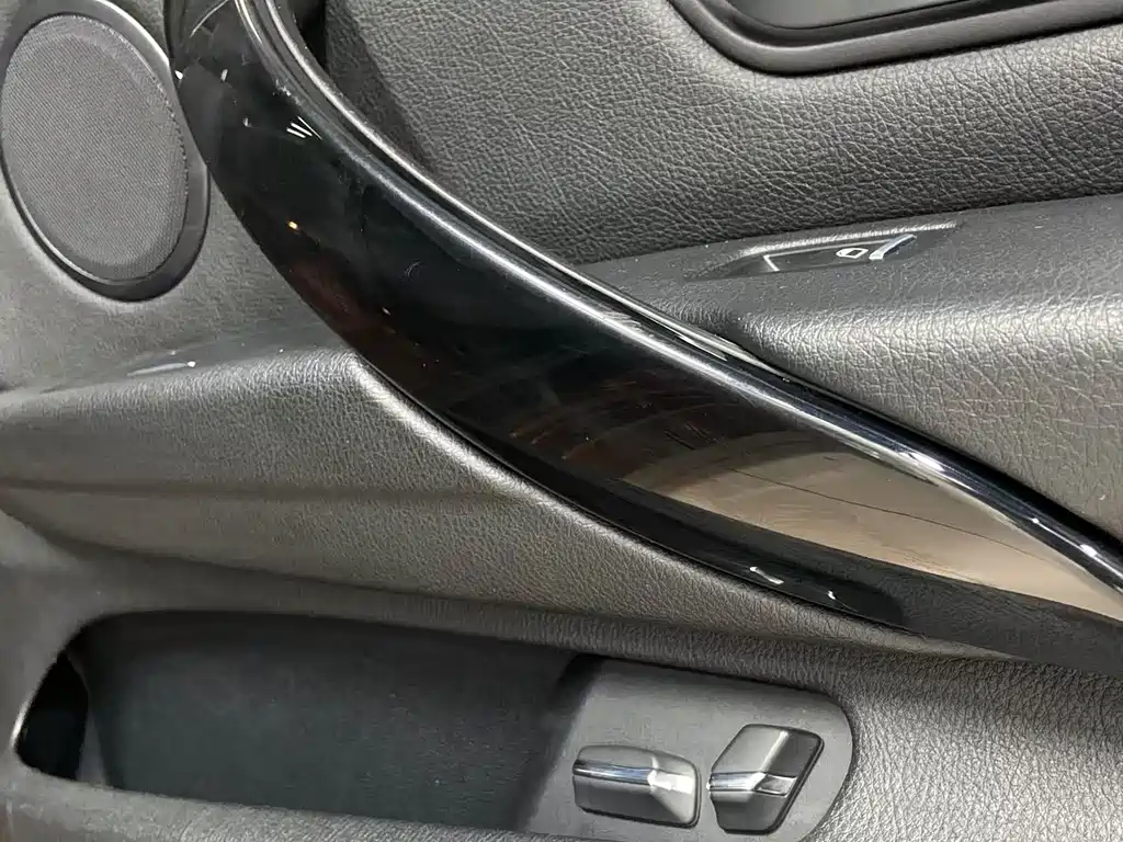 BMW 3 Series 2016 — фото 14