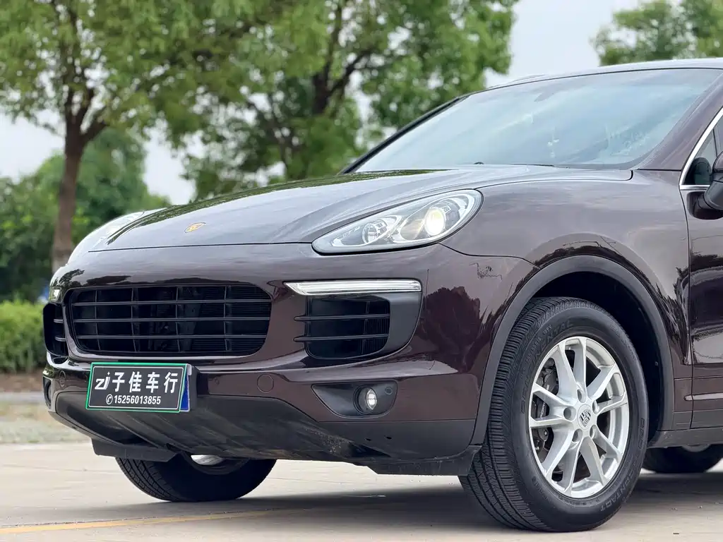 Porsche Cayenne 2017 — фото 7