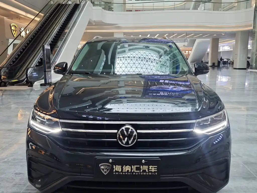 Volkswagen Tiguan L 2025 — фото 4