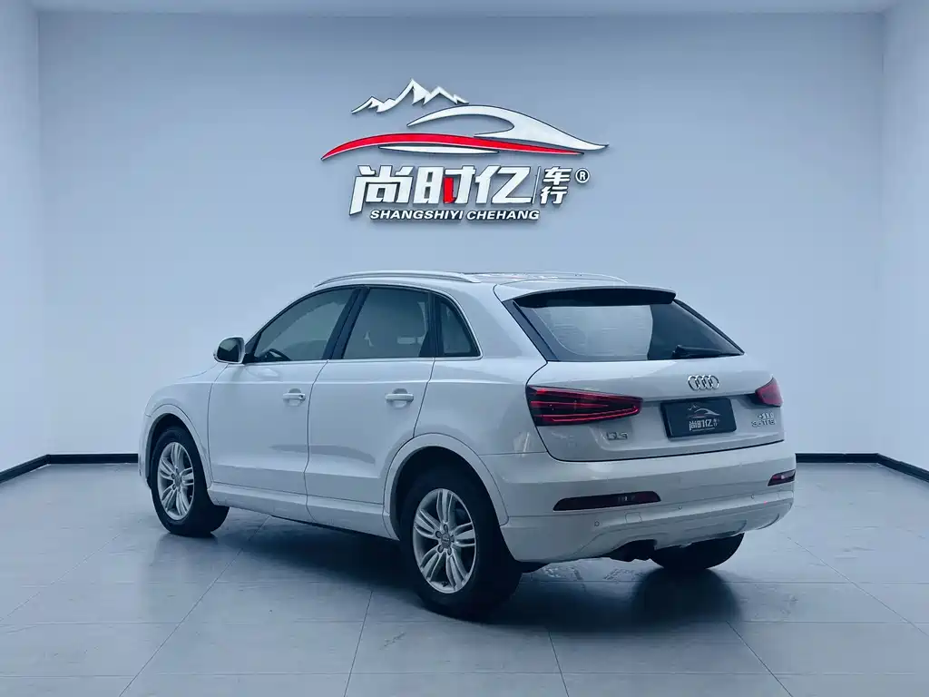 Audi Q3 2013