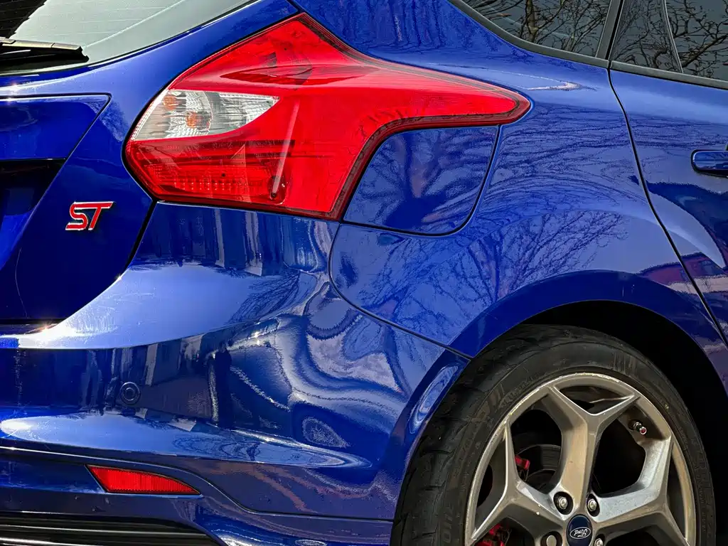 Ford Focus 2014 — фото 20