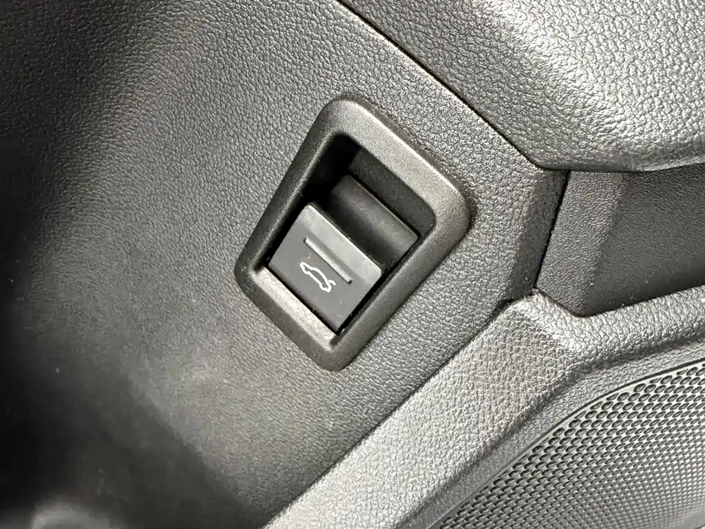 Audi A3 2022 — фото 25