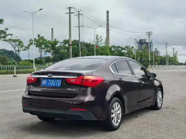 Kia K3 2015