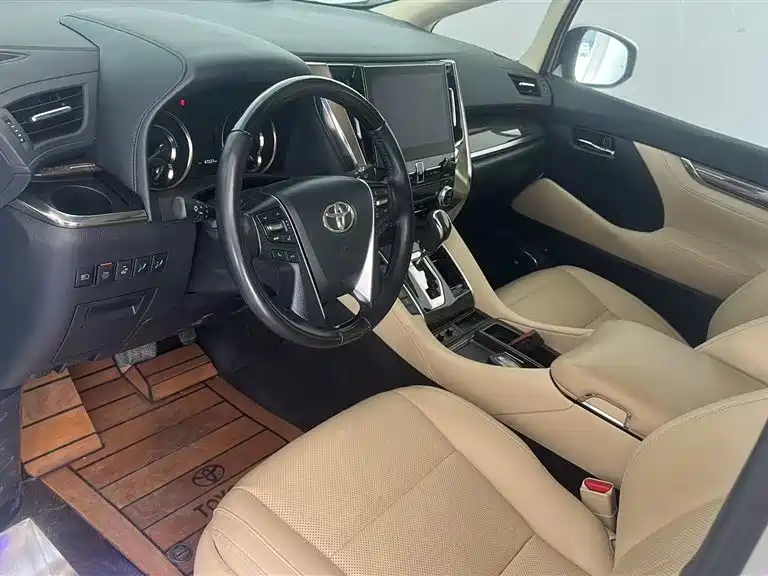 Toyota Alphard 2022 — фото 5