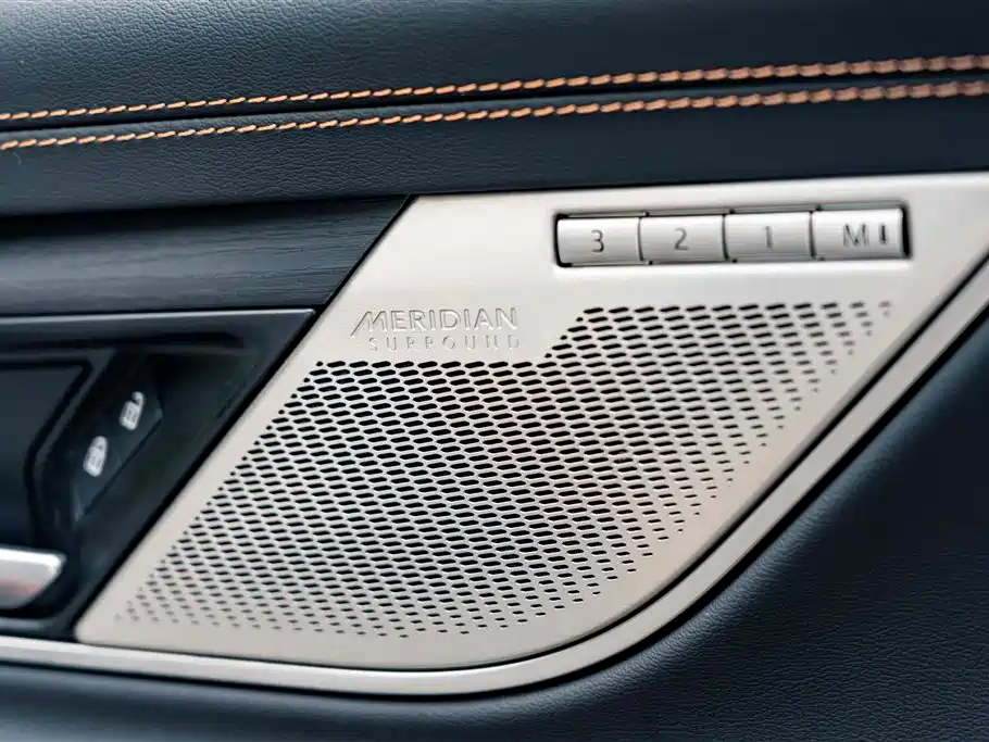 Jaguar XFL 2024 — фото 18