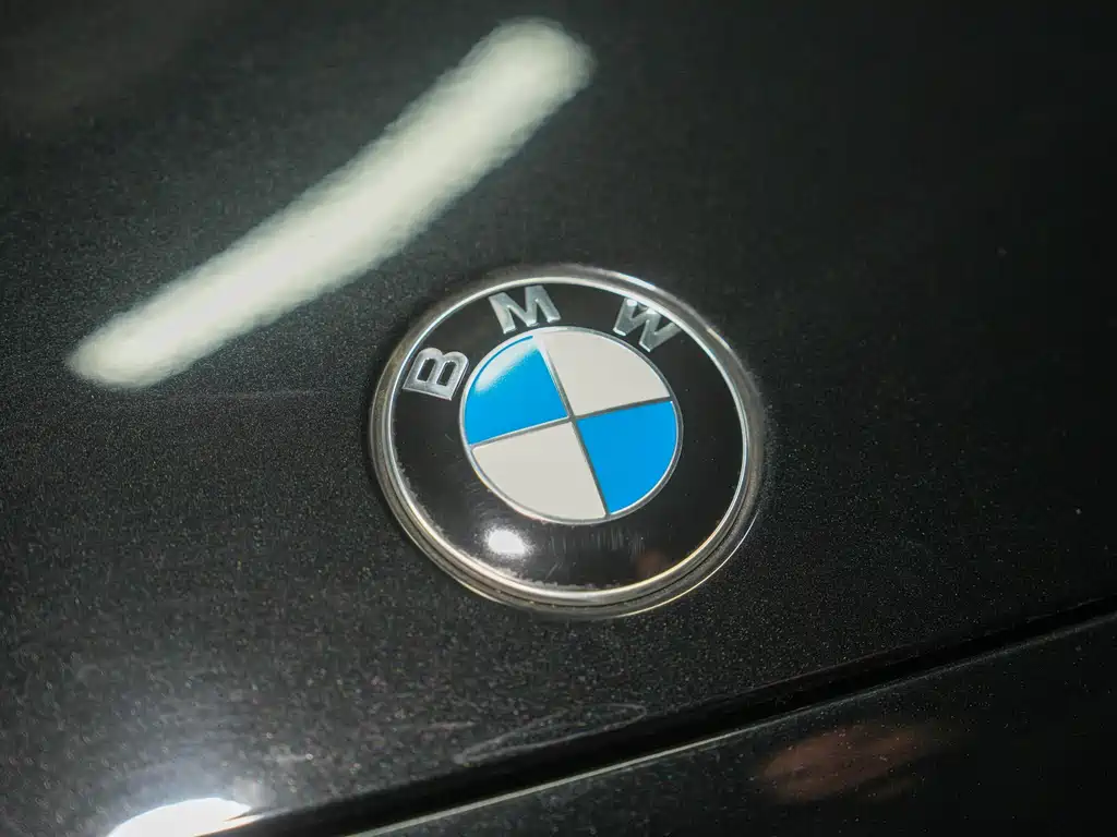 BMW 7 Series 2012 — фото 32