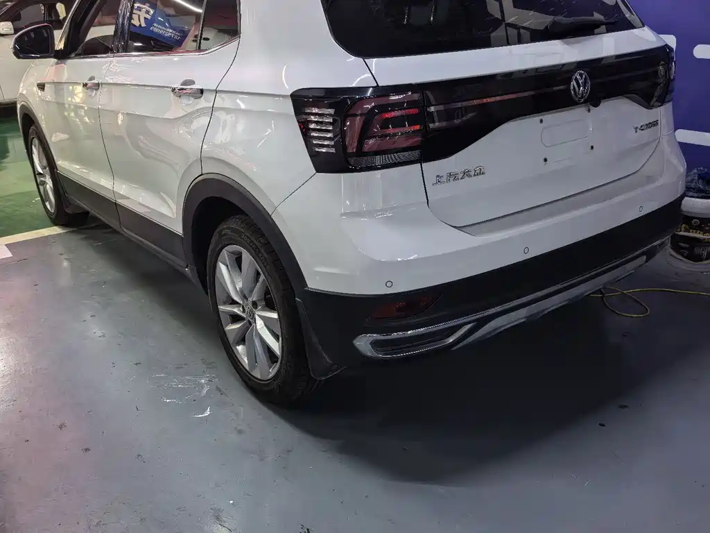 Volkswagen T-Cross 2019