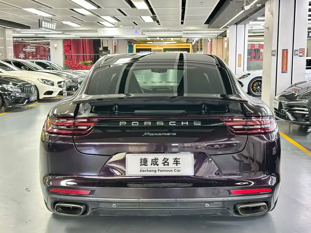 Porsche Panamera 2018 — фото 8
