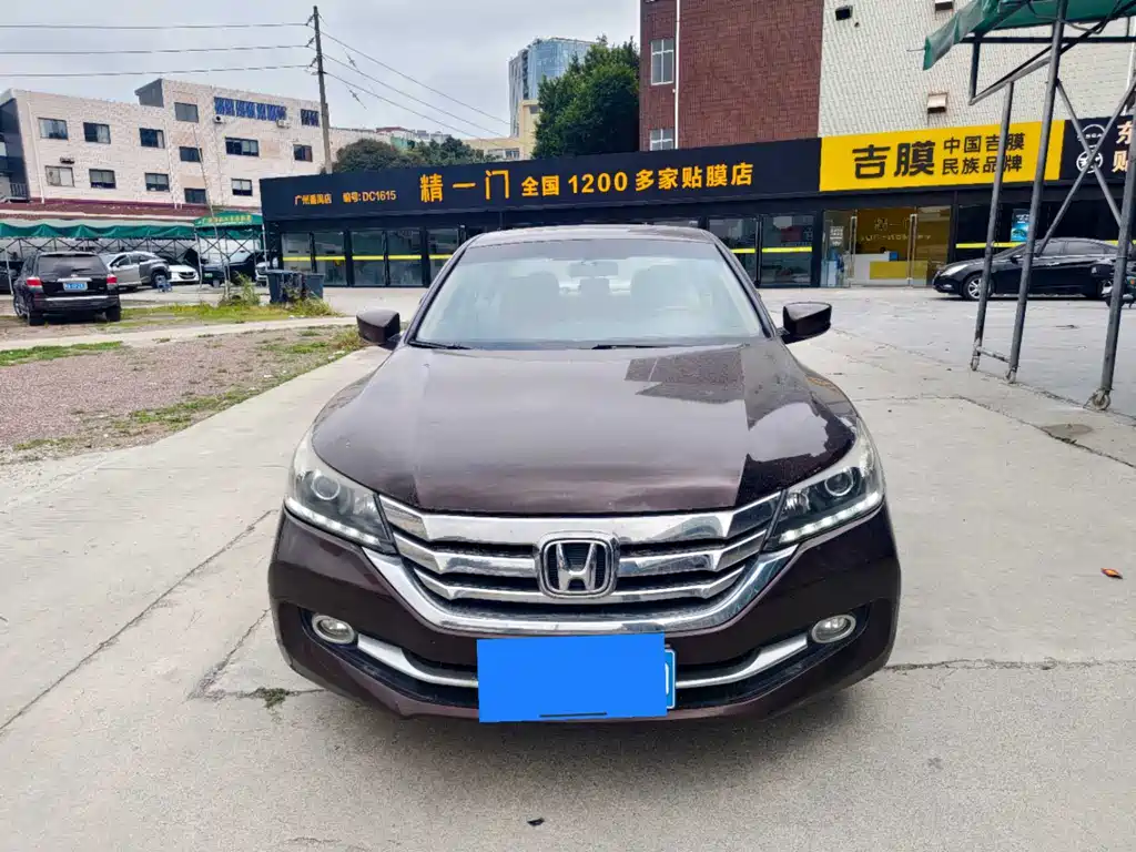 Honda Accord 2015 — фото 3