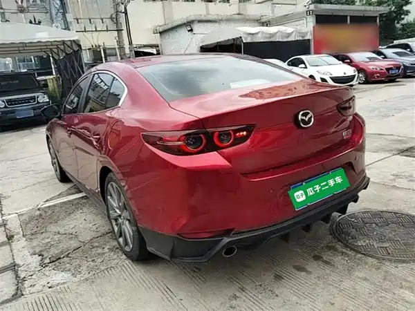 Mazda 3 Axela 2023