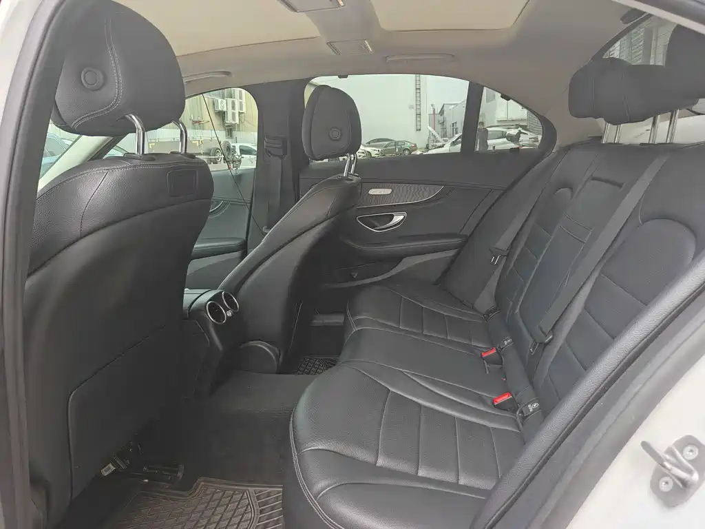 Mercedes-Benz C-Class 2017