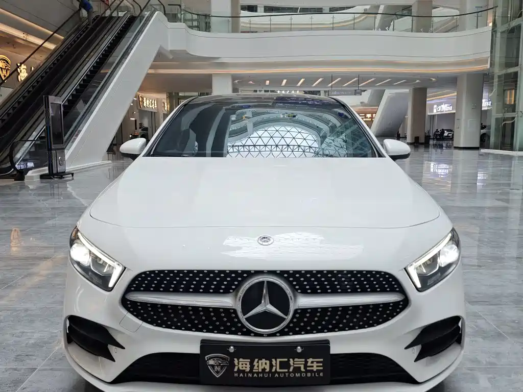 Mercedes-Benz A-Class 2023 — фото 4