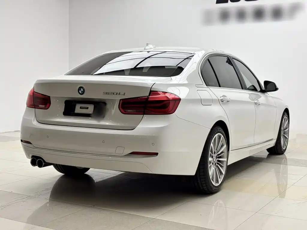 BMW 3 Series 2018