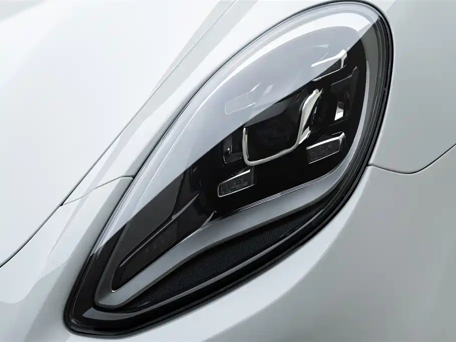Porsche Panamera 2023 — фото 5