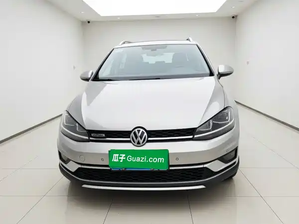 Volkswagen Golf 2020