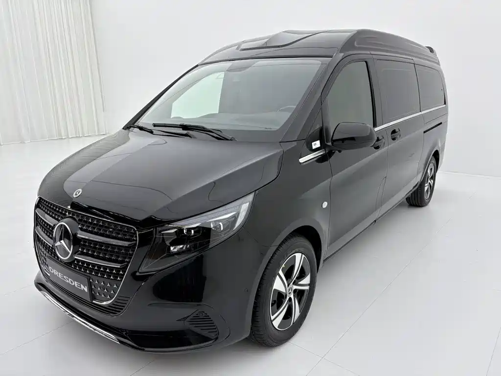 Mercedes-Benz Vito 2026 — фото 1